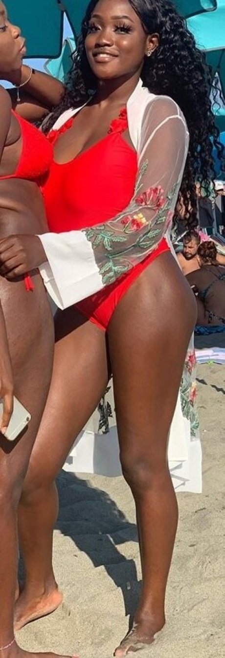 Barbiana star beautiful img