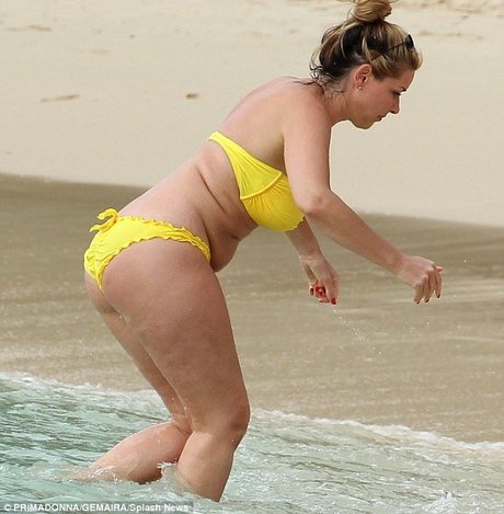 Claire Sweeney star nice img