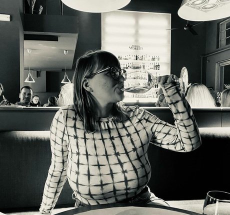 shemale handjob onlyfans naked picture