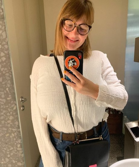 Veronika Ivanova pornstar exclusive gallery