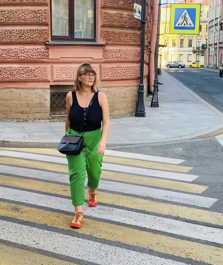 Veronika Ivanova exclusive model image