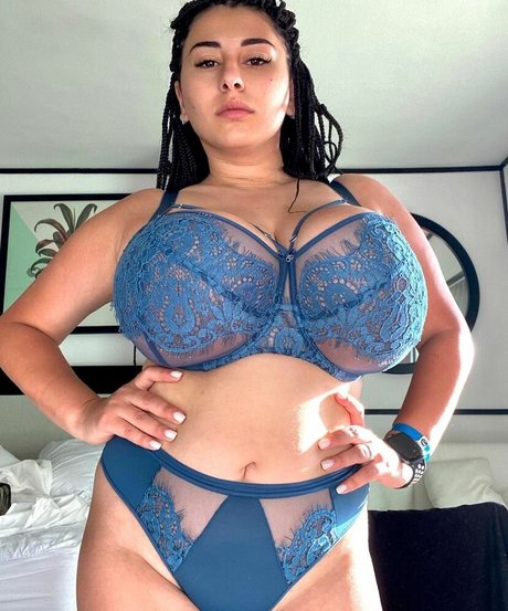 Rozzzywow hd model photo