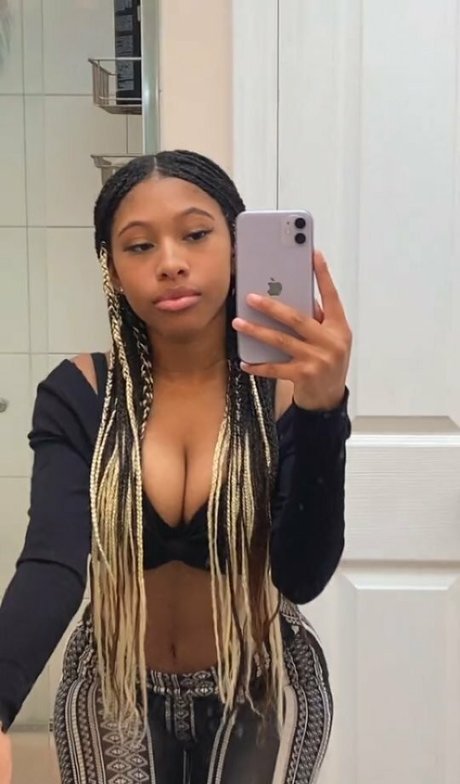 Elyse Rey adult actress photo