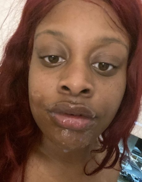 itsjuicytee model sexy pics