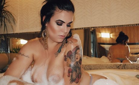 luhdias hot star picture