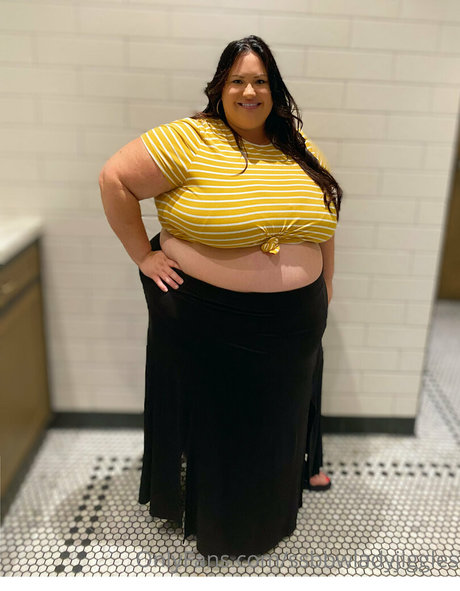 ssbbwladyjiggles exclusive star pictures