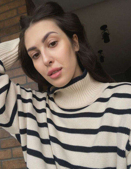 layslet pornstar nudes archive