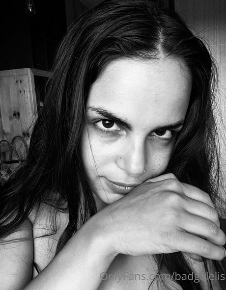 richelis hot star galleries