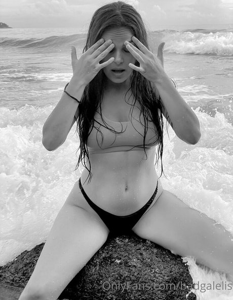 richelis porn model archive