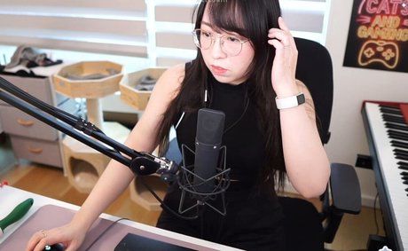 teen lingerie onlyfans free naked pic