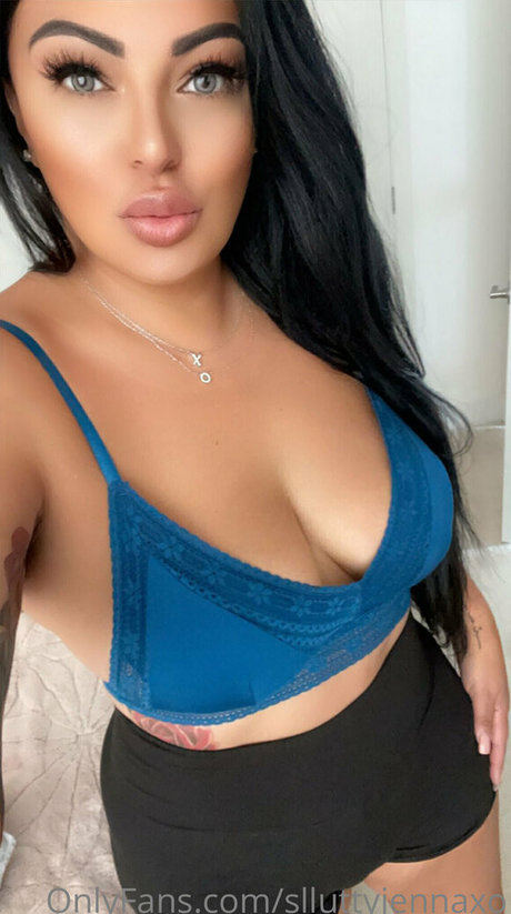 thick jennakumz star top photo