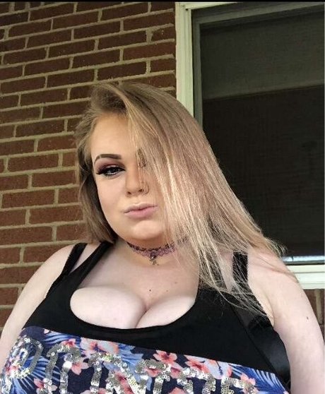 Danie Marie model nudes images