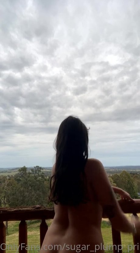 Lotti Loka star best image