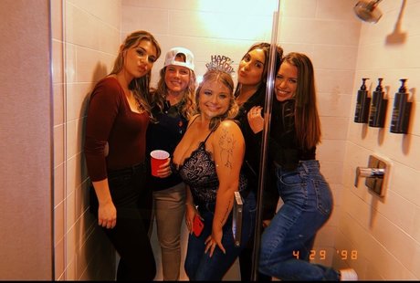 Meghan P star pretty image