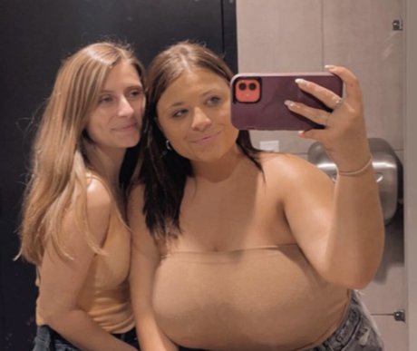 Meghan P model galleries