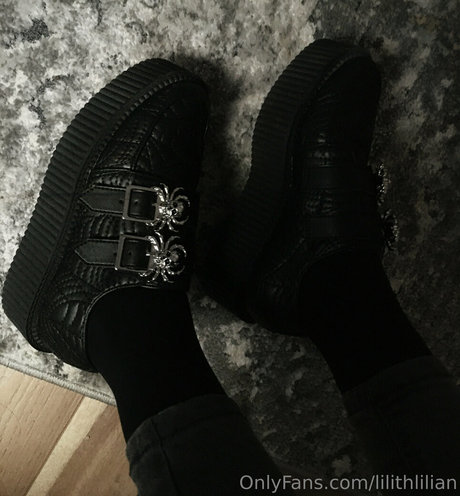 lilithlilian porn star image