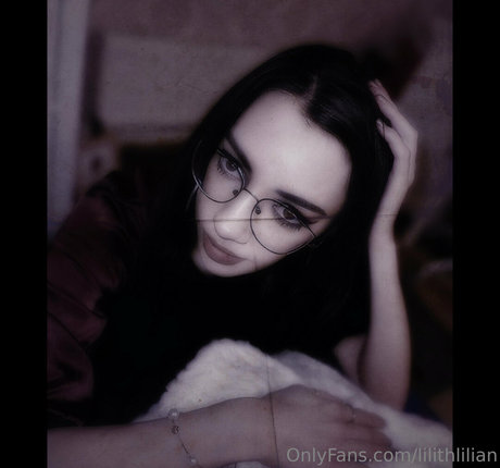 lilithlilian pornographic model images