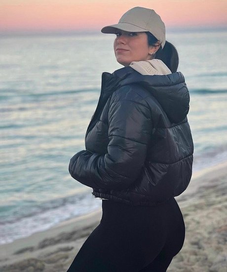 Paola Arena model best photo