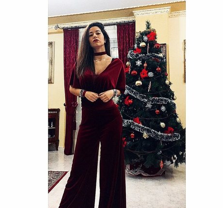 Paola Arena beautiful star picture