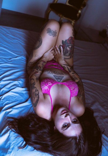 vickyohw model sex picture