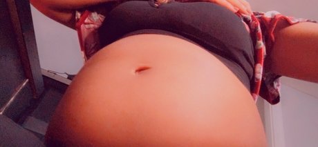 ellaeating sex model image