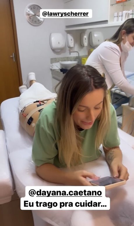 Larissa Scherrer nude model gallery