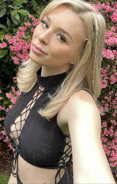 Martina Eliza model erotic gallery