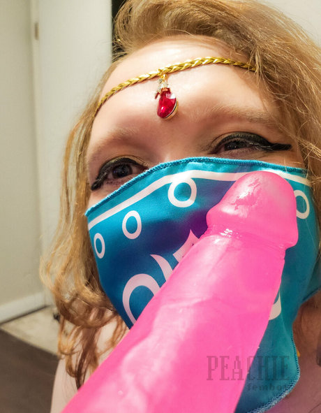 peachiefemboy model sex galleries