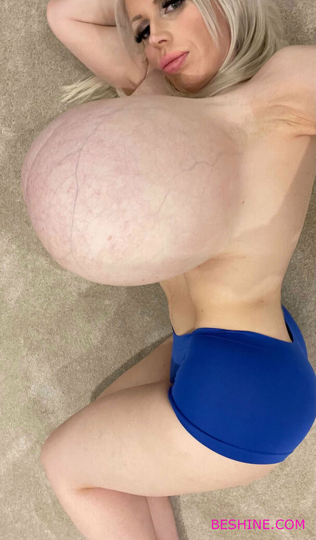 beshinedotcom model nude photos