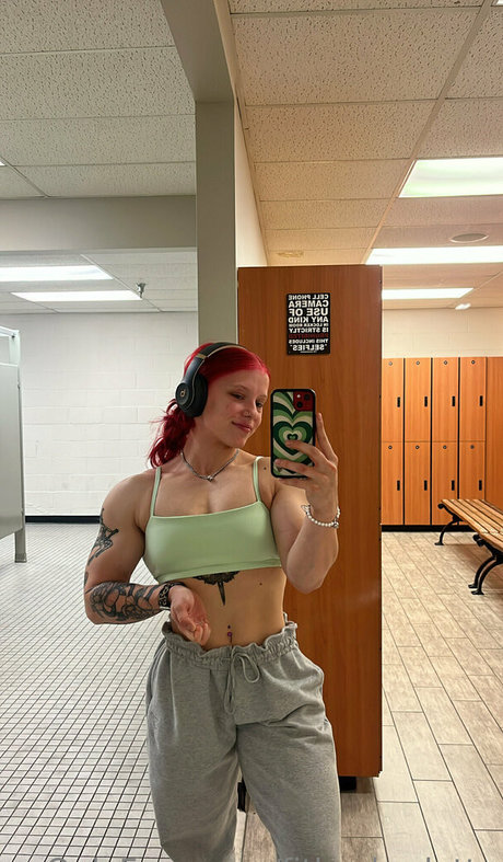 fitbycharlotte pornstar nude pic