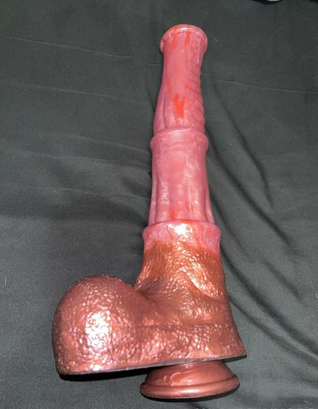 brown onlyfans hd image