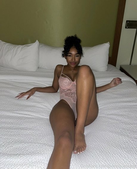 cocobutterbaby pornographic model pics