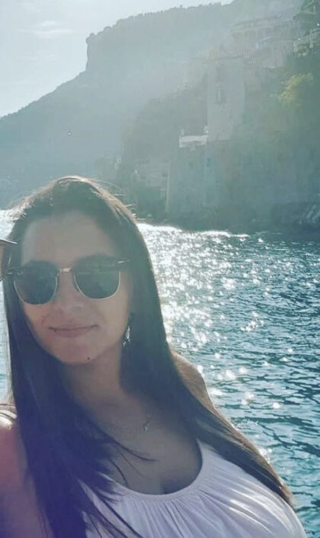 Teresa V model adult pic