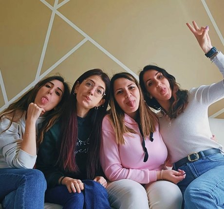 Teresa V exclusive model image