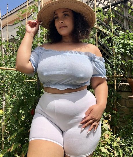 Natalie E Wade porn star image