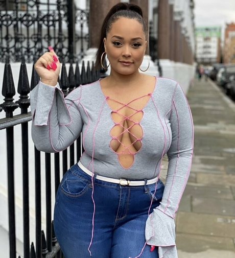 Natalie E Wade pornstar sexy picture