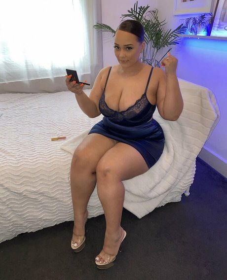 Natalie E Wade pretty pornstar pic