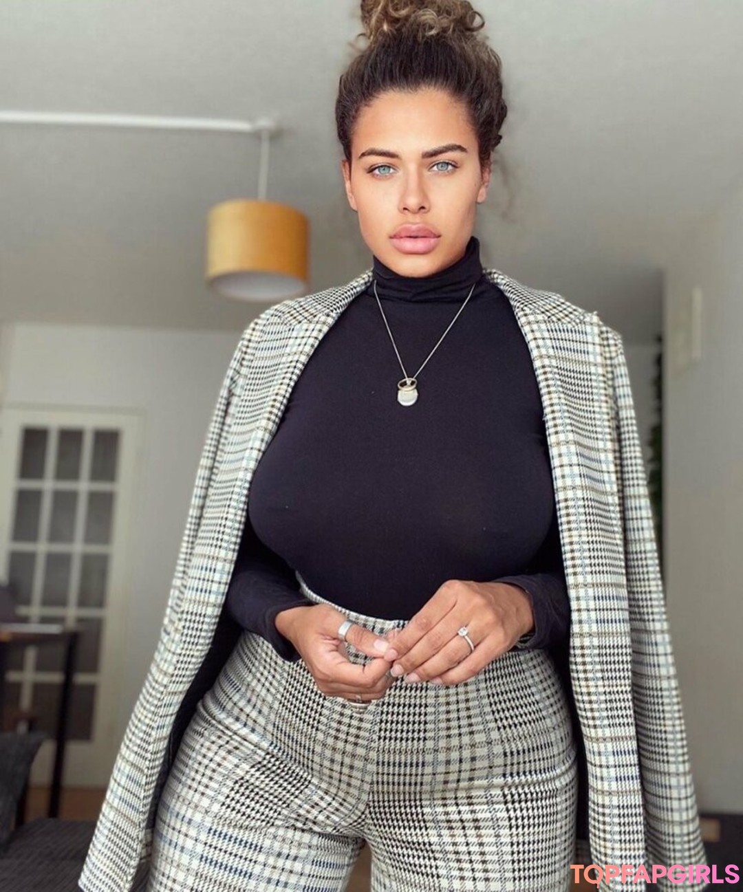 pawg teen onlyfans hot picture