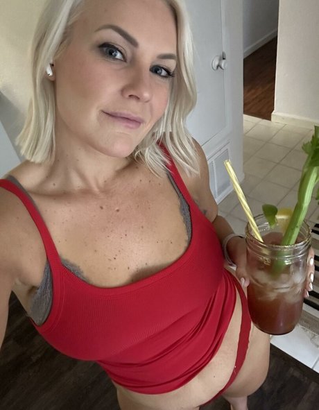 Lish 99 pornstar hot gallery