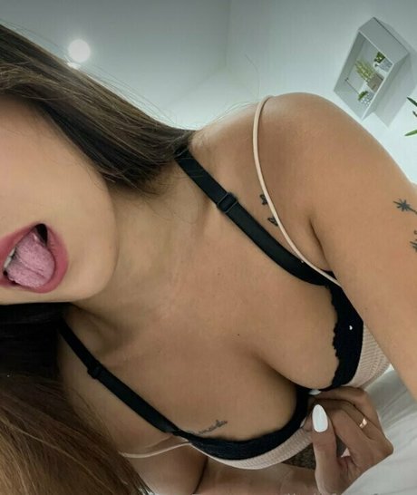 littlefeyyfree exclusive model photo