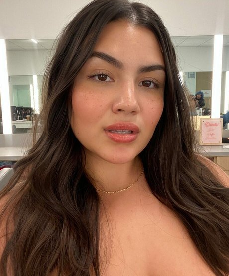 Rachel Anastacia model nudes pics