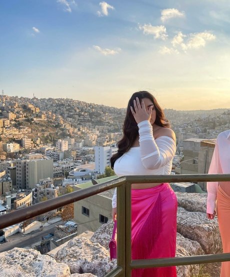 Irena Drezi sexy model pics