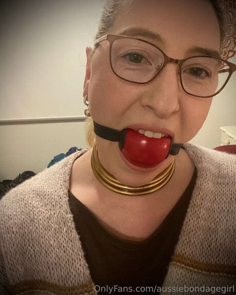 busty ebony onlyfans pornos image