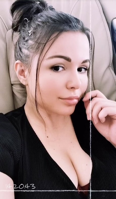 DonaSpock hd actress picture