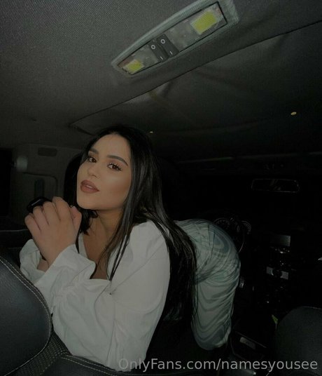 namesyousee high quality model img