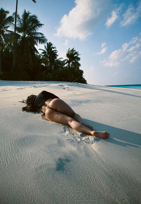 Vanessa Mai porn star gallery