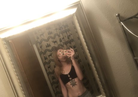 lovableliv perfect star photos