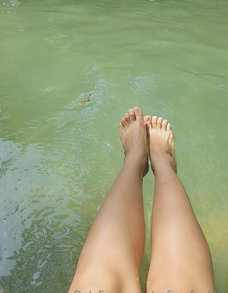 zafiro feet18 model perfect images