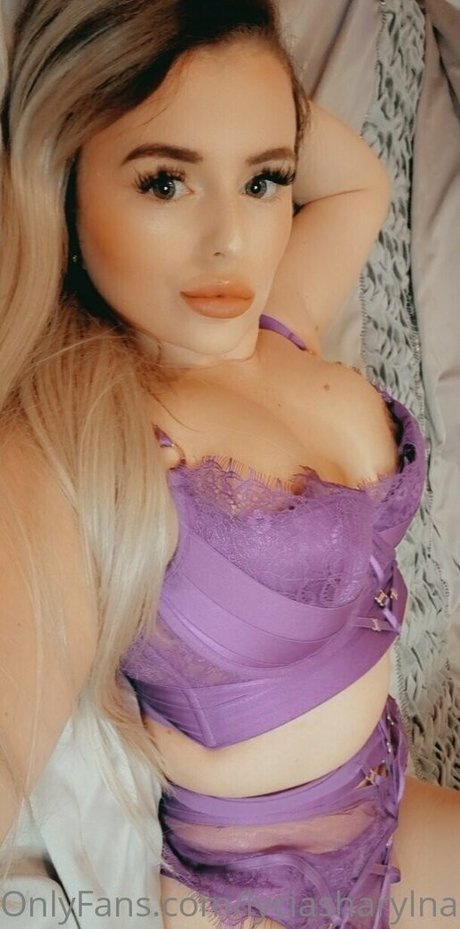 lyciasharylnaughtystyle pretty star pic