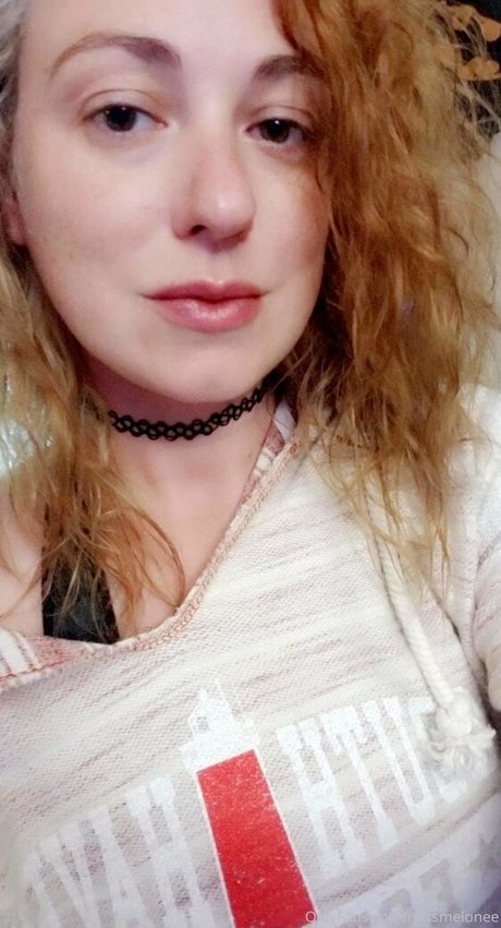 missmelonee pornstar nude photos